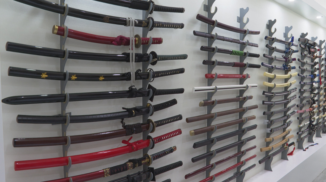 龍泉寶劍,中國寶劍,中國寶刀,庖丁菜刀 龍泉寶劍,中國寶劍,中國寶刀,庖丁菜刀